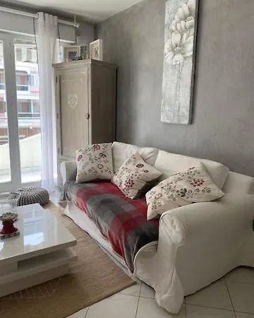 Lamer * ז'ואן-לה-פינס